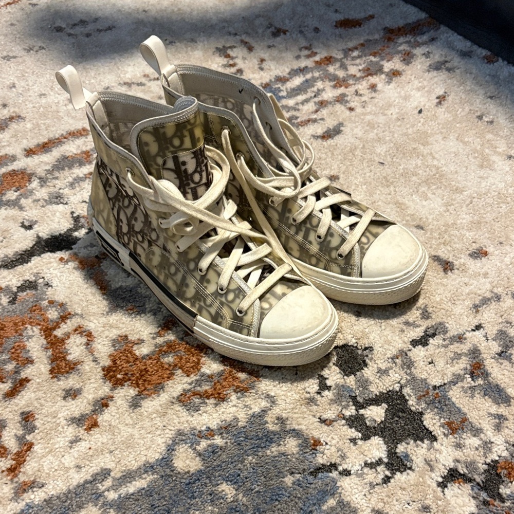 Dior High-Top Sneakers in Cream and Gray - Picture 2 of 4